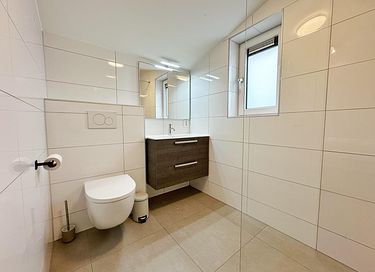 Spacious holiday home near the beach and sea - 13