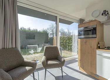 Bungalow met omheinde tuin bij de kust - 10