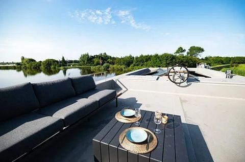 Unieke waterbeleving op luxe woonboot - 3