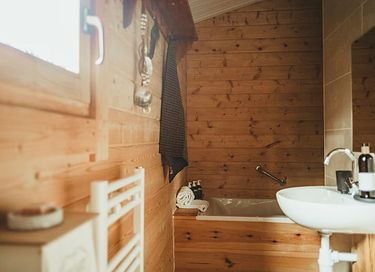 Huis met hottub op de Veluwe direct aan bos - 13
