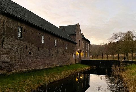 B&B in beautiful Limburg castle - 4