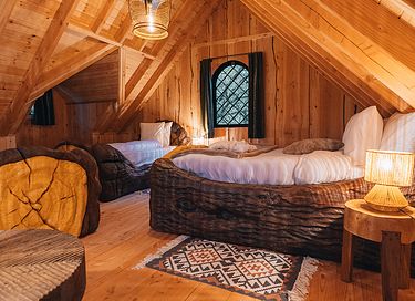 Treelodge with sauna in the Ardennes in Durbuy (Bomal-sur-Ourthe)