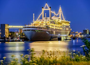 Overnacht op een cruiseschip in Rotterdam