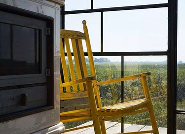 Lodging with a view of the past - 15