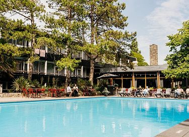 Hotel 400 meters from the beach