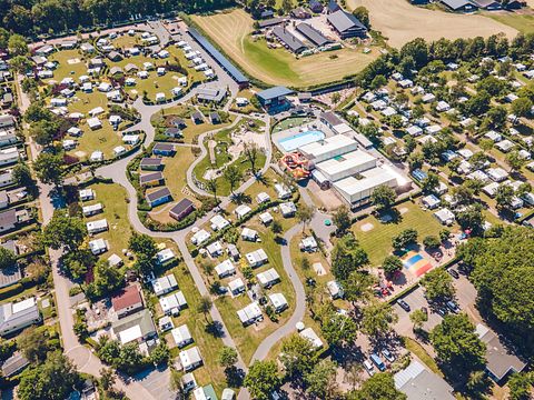 Luxe chalet voor 4 personen op groen park - 3