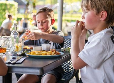 Tiny house on child-friendly vacation park - 31