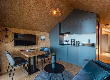 Modern chalet aan een meer - 7