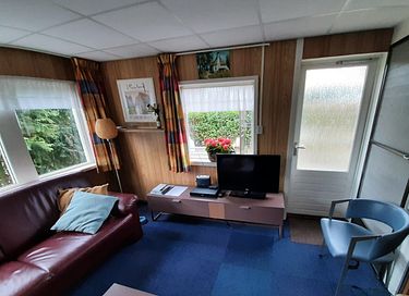 Natuurhuisje met omheinde tuin - 12