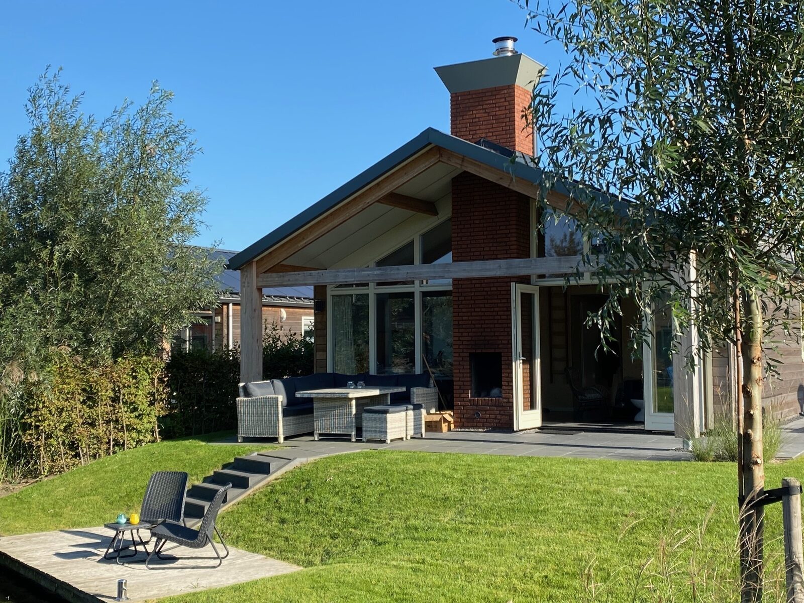 Vakantiebungalow voor 6 pers. aan het water